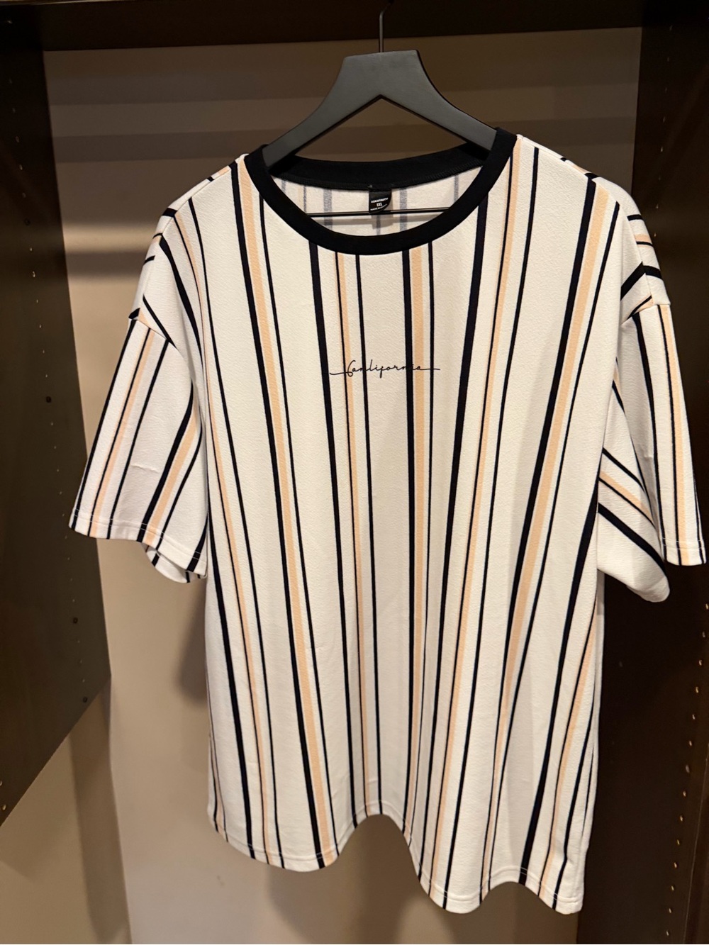 Vertical Stripe Short-Sleeve Tee in White with Black & Tan Stripes